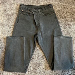 Levi’s wedgie straight jeans